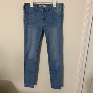 Women’s Hollister Light Wash Skinny Jeans